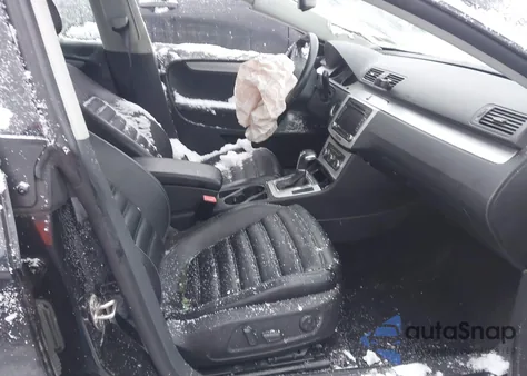 2011 Volkswagen Cc Sport z USA, uszkodzony, nr VIN WVWMP7AN0BE704365